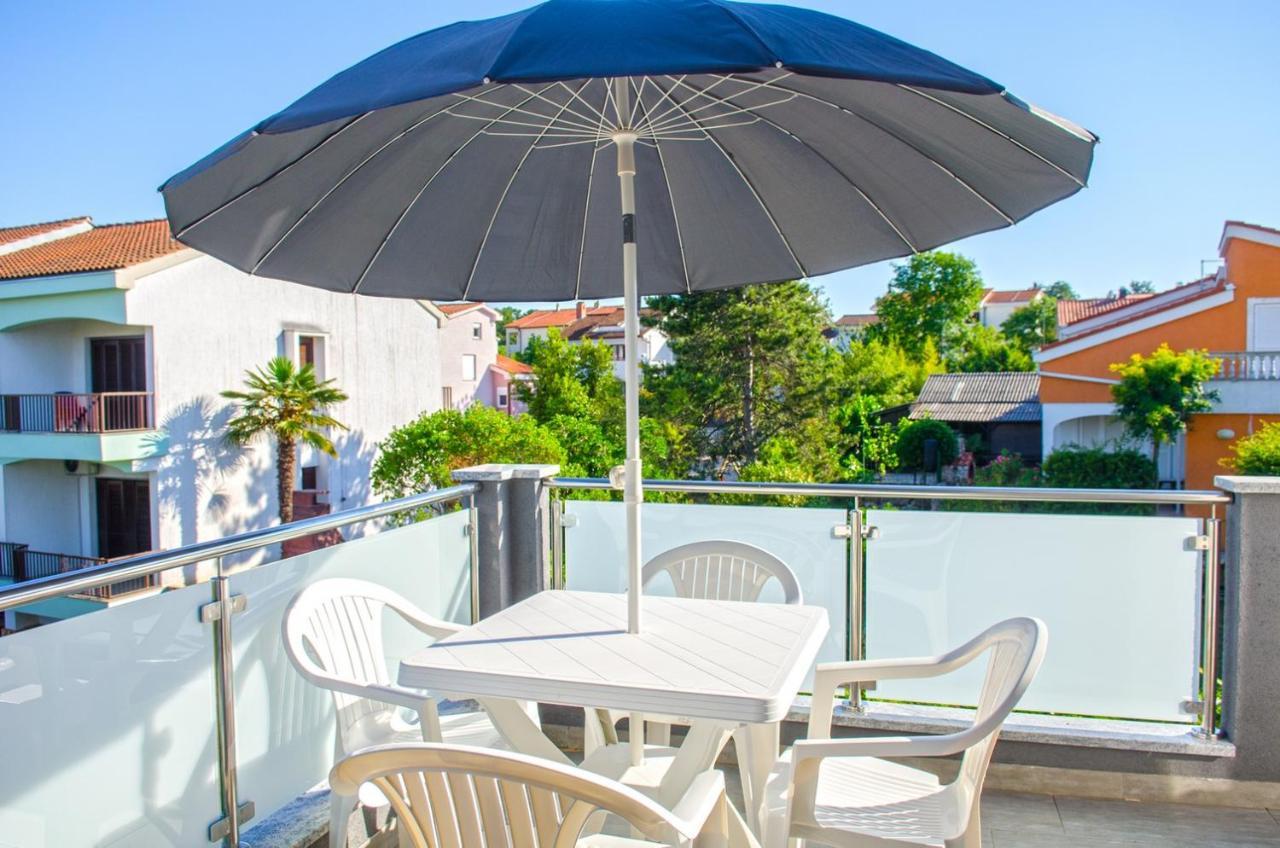 Villa Mmm Vantacici Kültér fotó