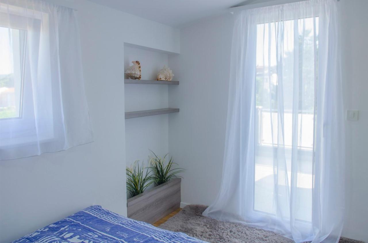 Villa Mmm Vantacici Kültér fotó
