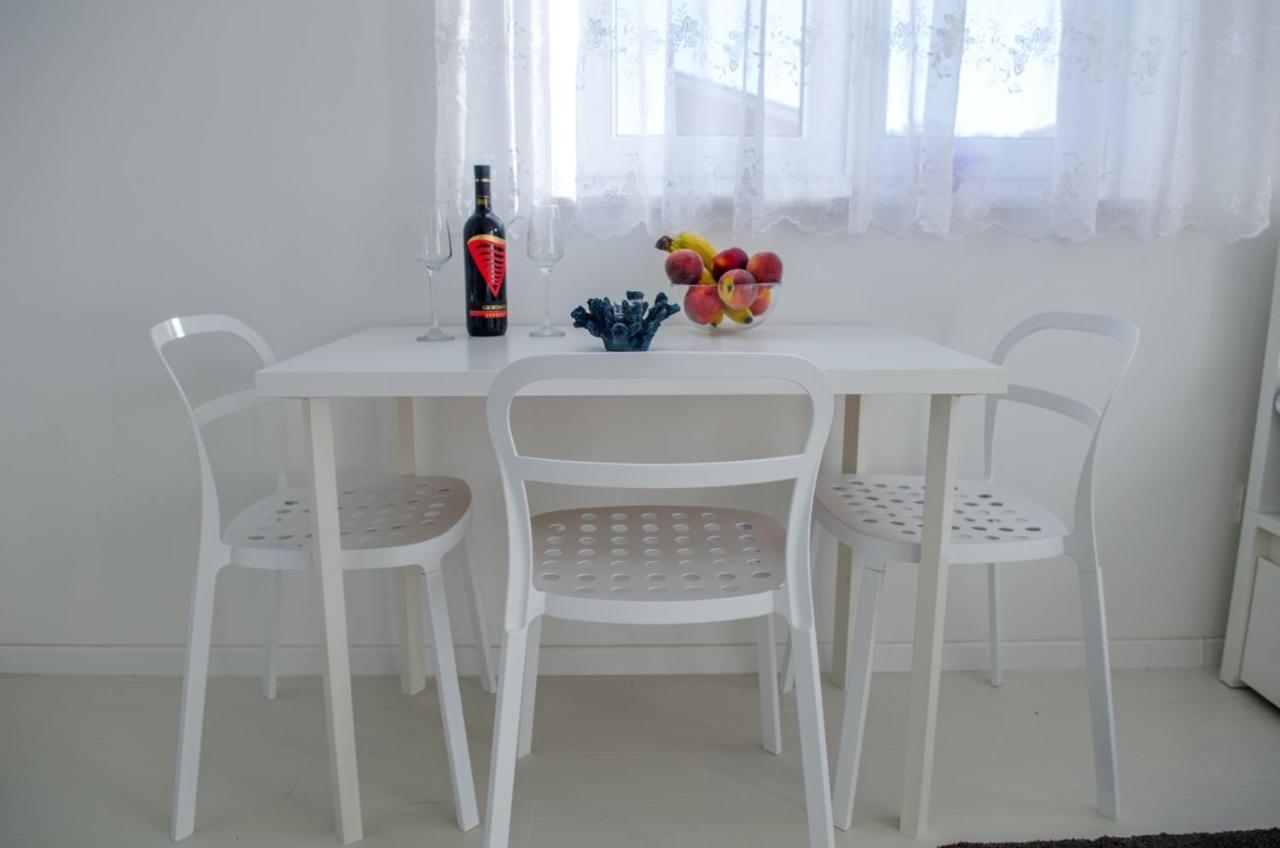 Villa Mmm Vantacici Kültér fotó